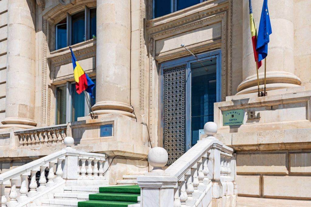 Neretroactivitatea legii și securitatea juridică – Curtea Constituțională a României